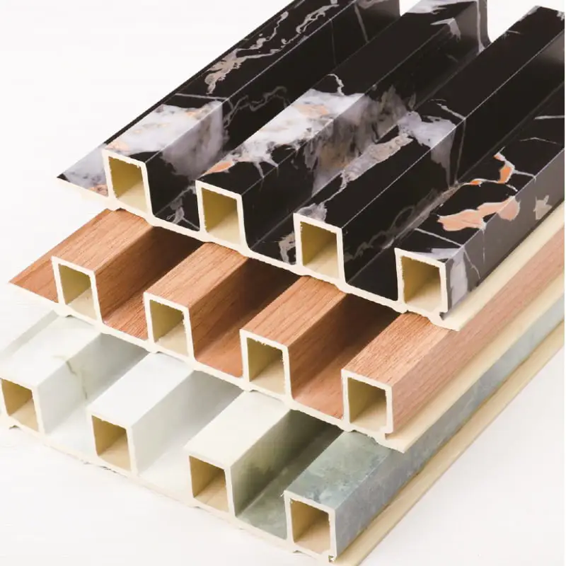 Painel de parede com grade decorativa interna com fecho